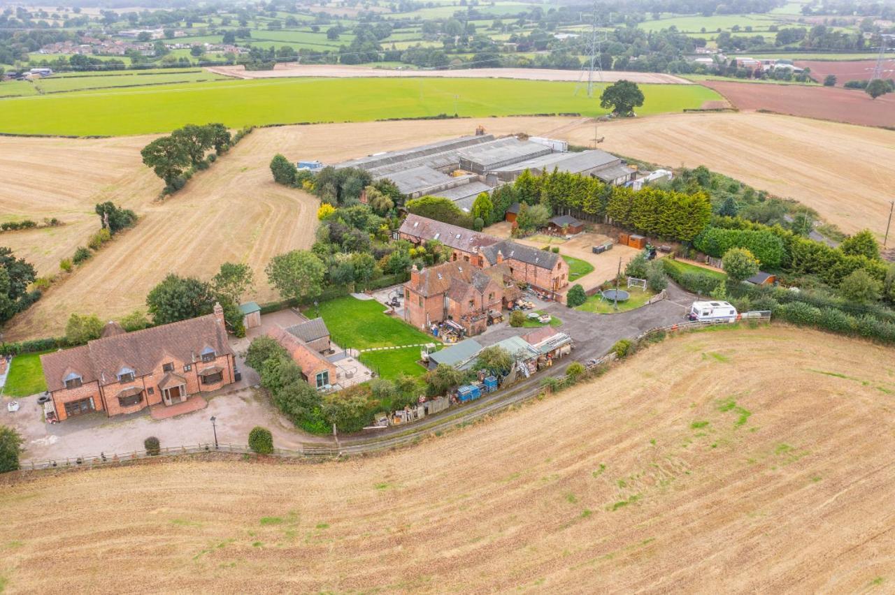 The Pigsty - 3 Bedroom Barn Conversion Coventry Dış mekan fotoğraf